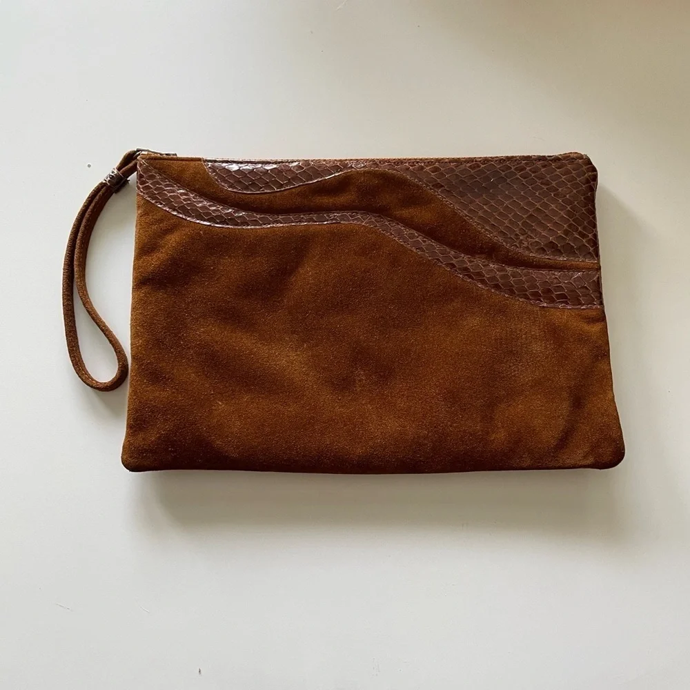 Vintage y2k designer Ruth Saltz suede clutch